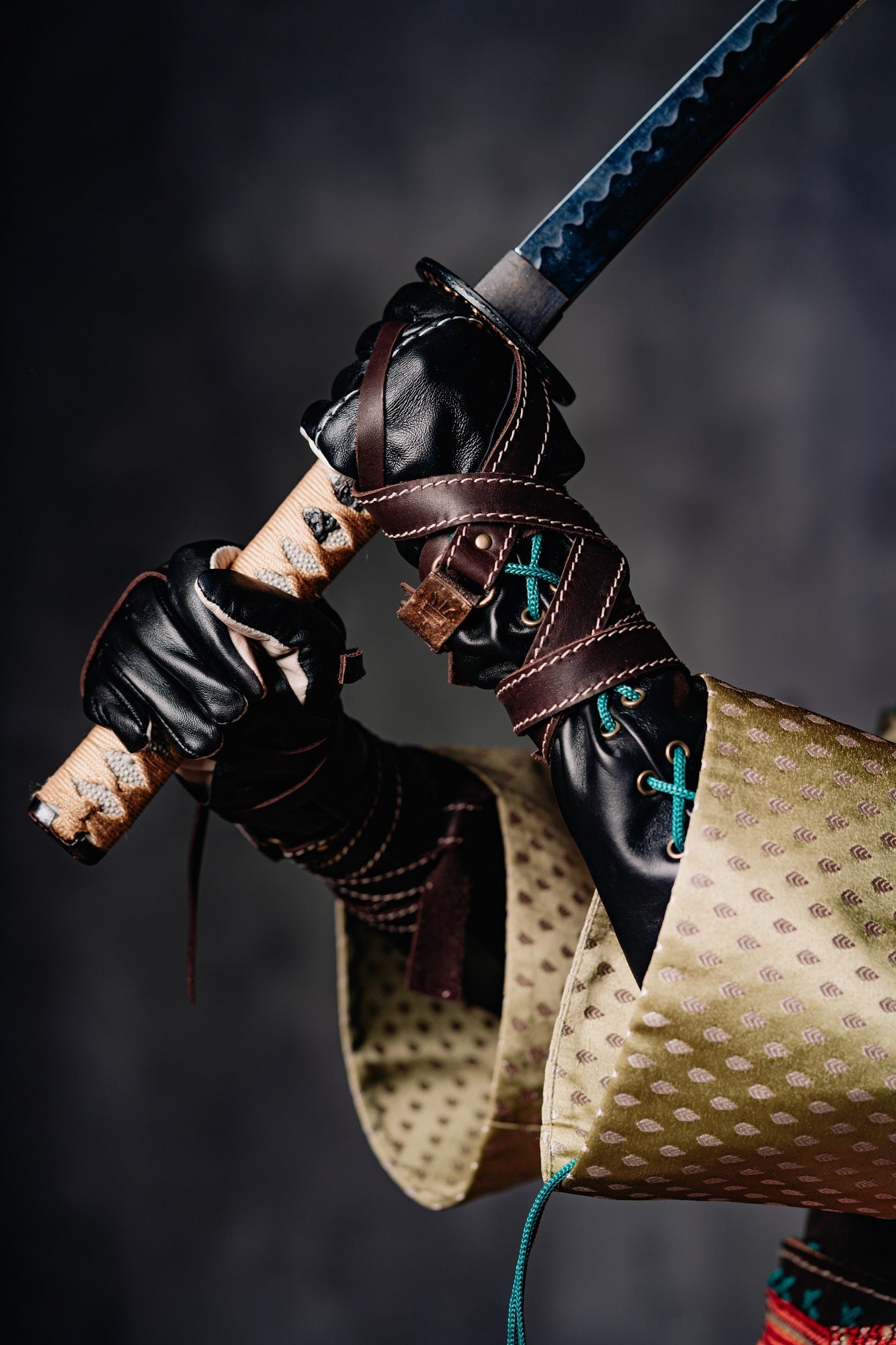 Suki Costume (Avatar: Legend of Korra) - SokolArmory