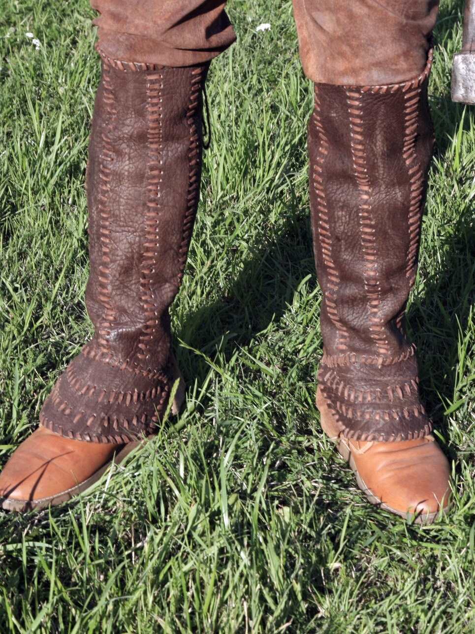 Floki leather shin guards (Vikings) - SokolArmory