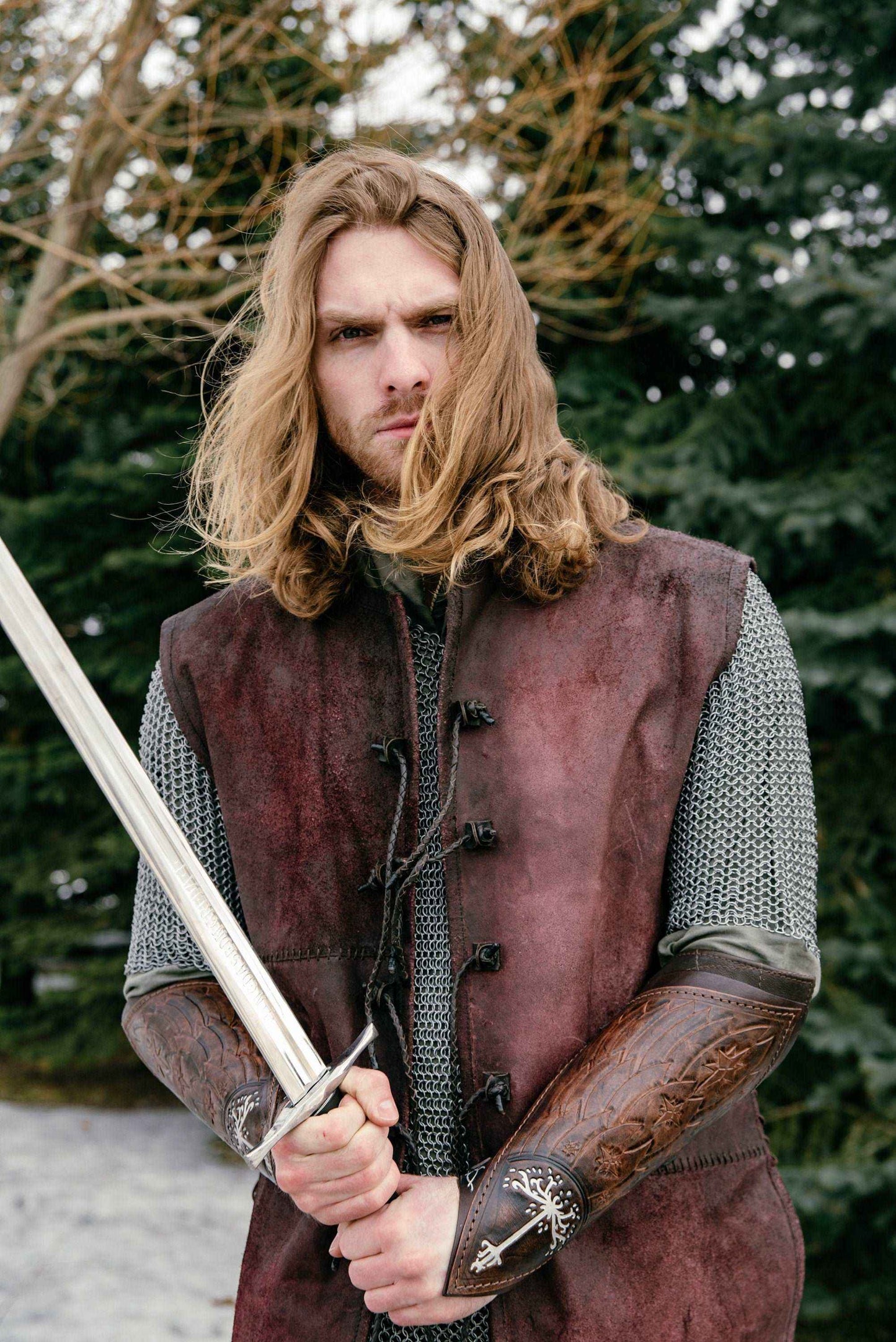 Aragorn strider costume Nathan Stanton. Part 2