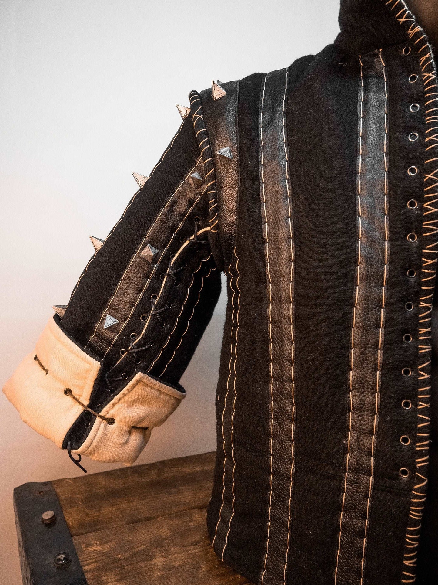 Eskel jacket with thorns (Witcher 3) - SokolArmory