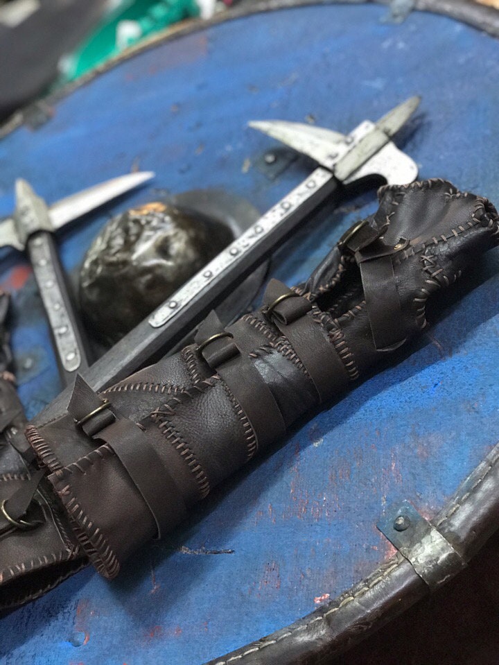 Ivar battler leather glove (Vikings) - SokolArmory