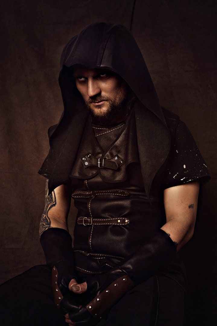 Assassin's medieval leather hood - SokolArmory