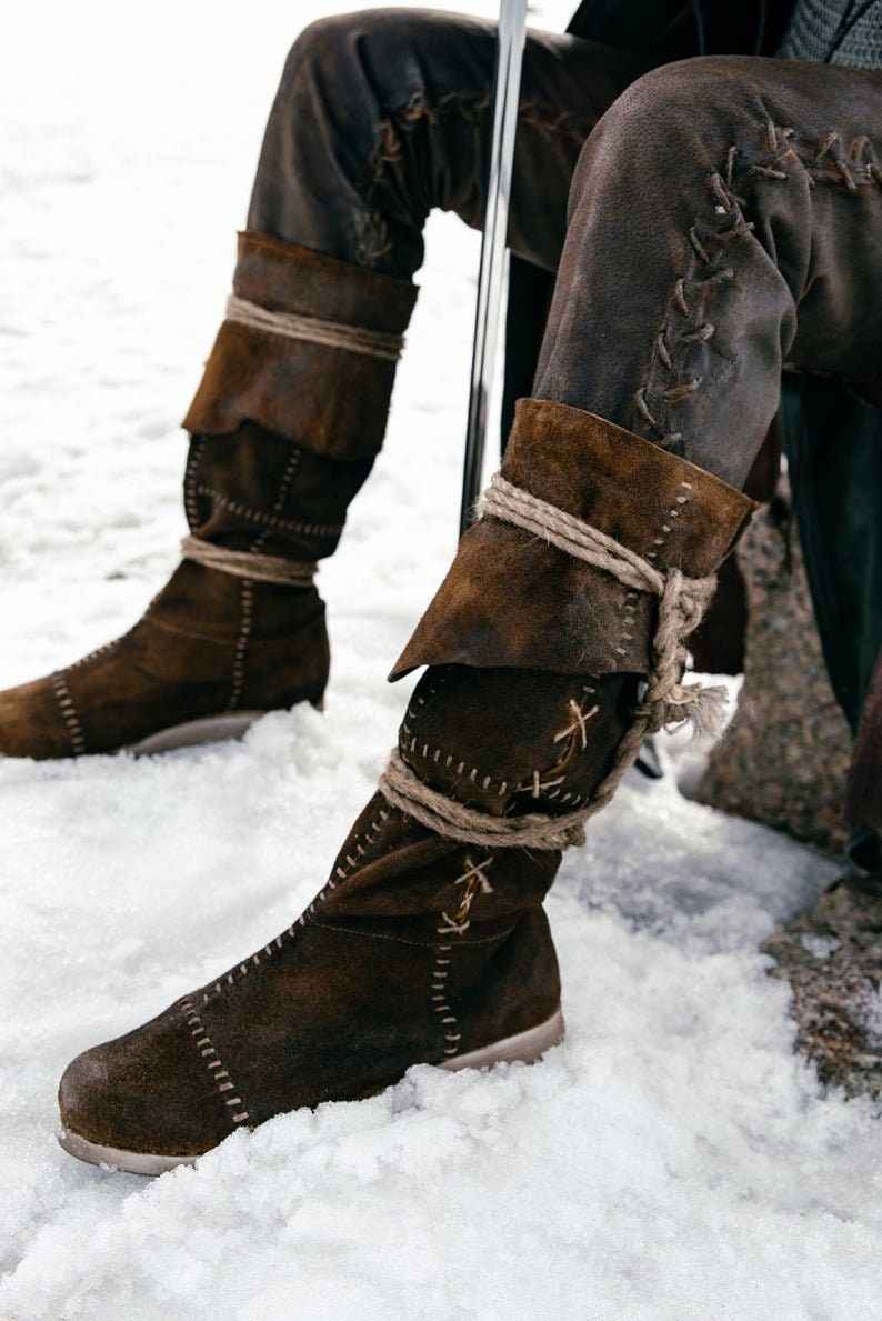 Aragorn strider costume Nathan Stanton. Part 2