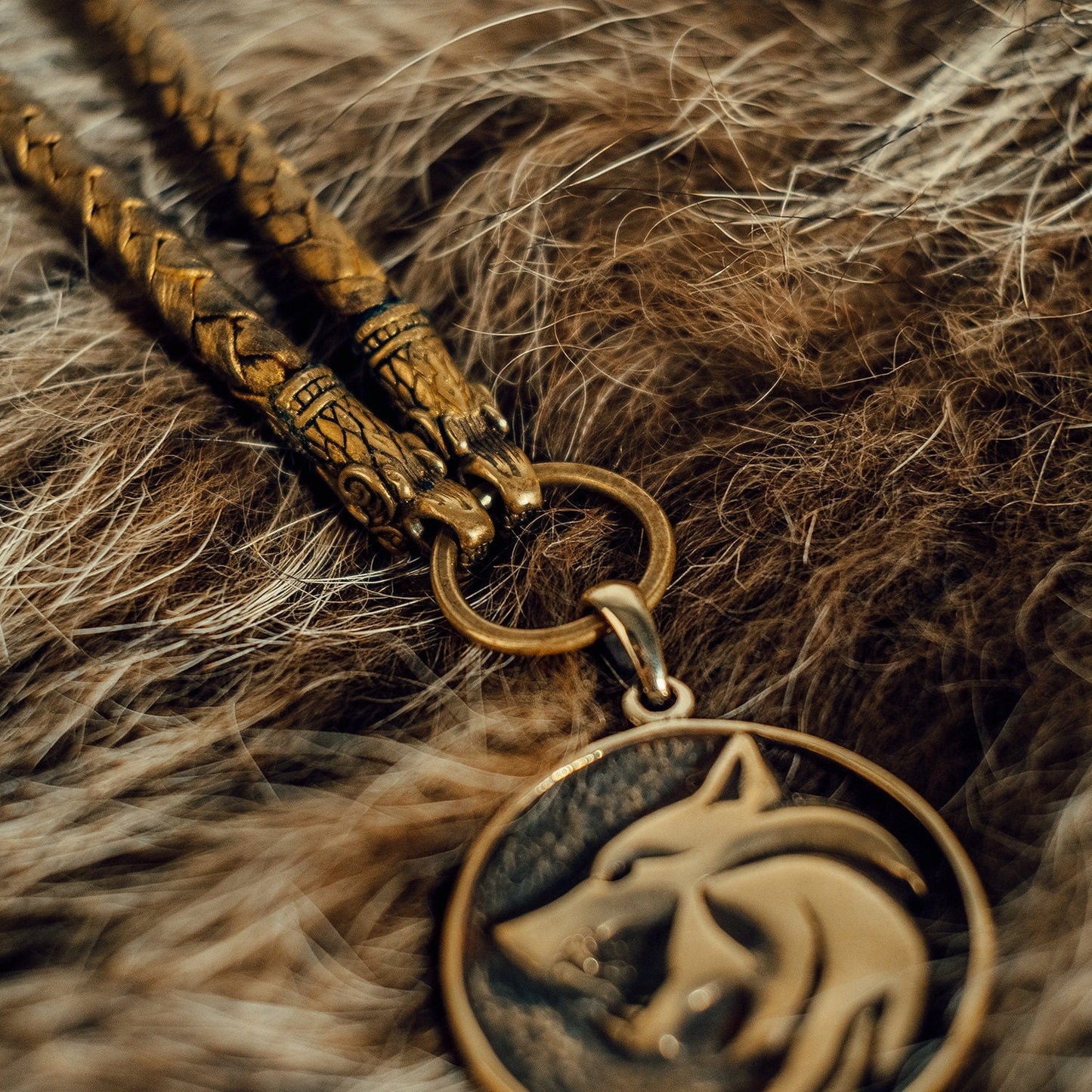 Witcher Wolf Pendant - SokolArmory