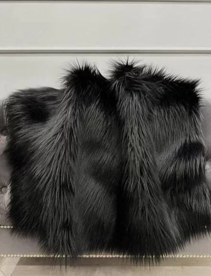Ragnar viking cloak with artificial fur