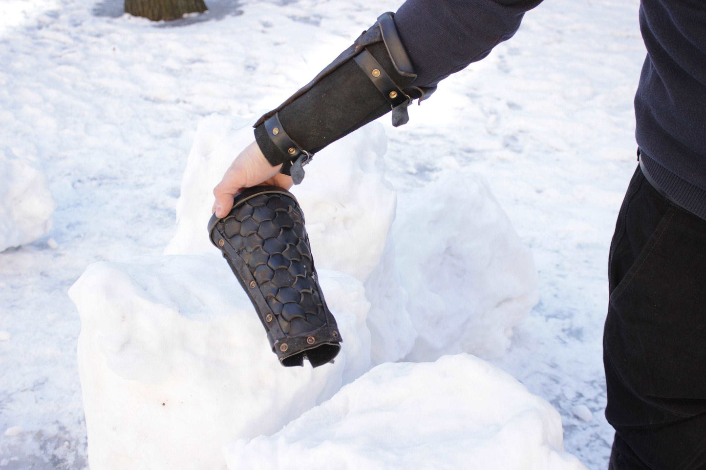 Celtic leather bracers - SokolArmory
