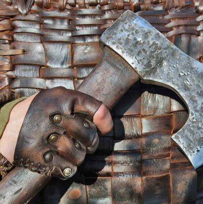Floki battle leather glove - SokolArmory