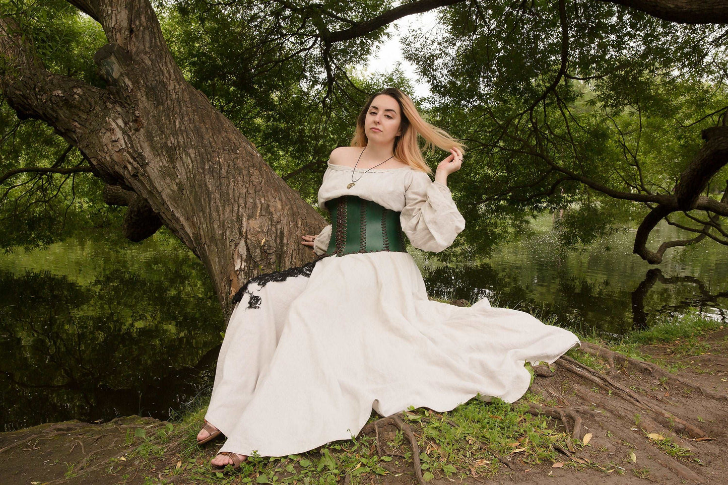 Green leather corset belt “Forest witch” - SokolArmory