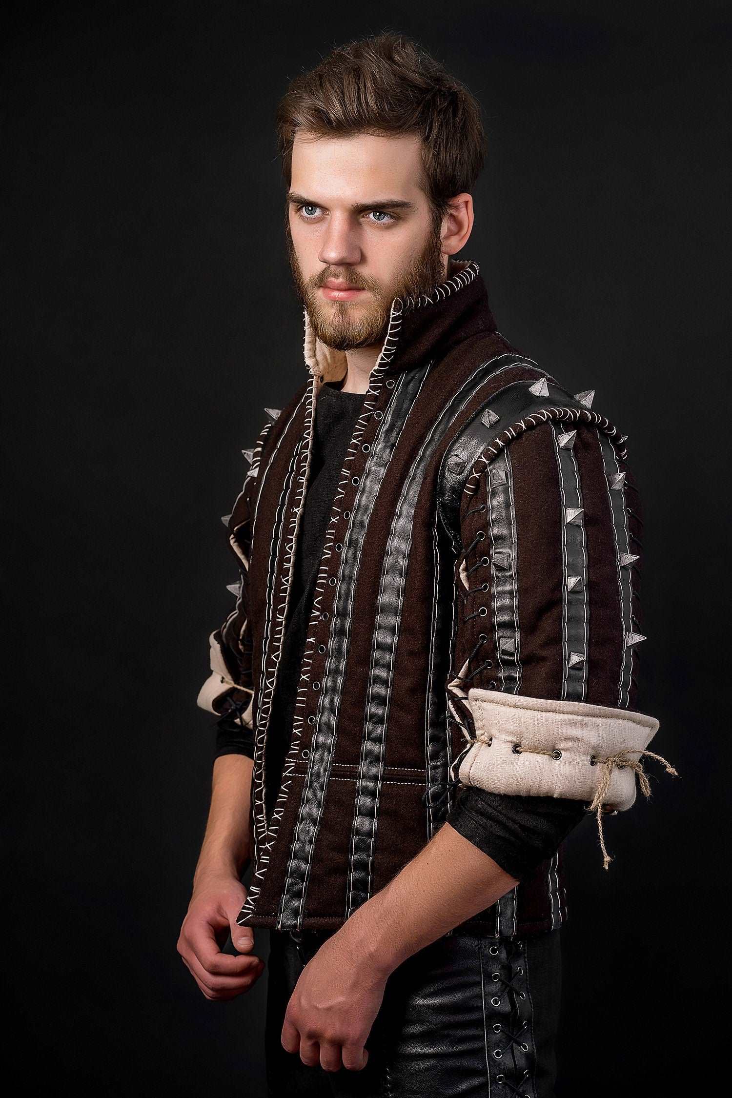 Eskel gambeson with thorns (Witcher 3) - SokolArmory