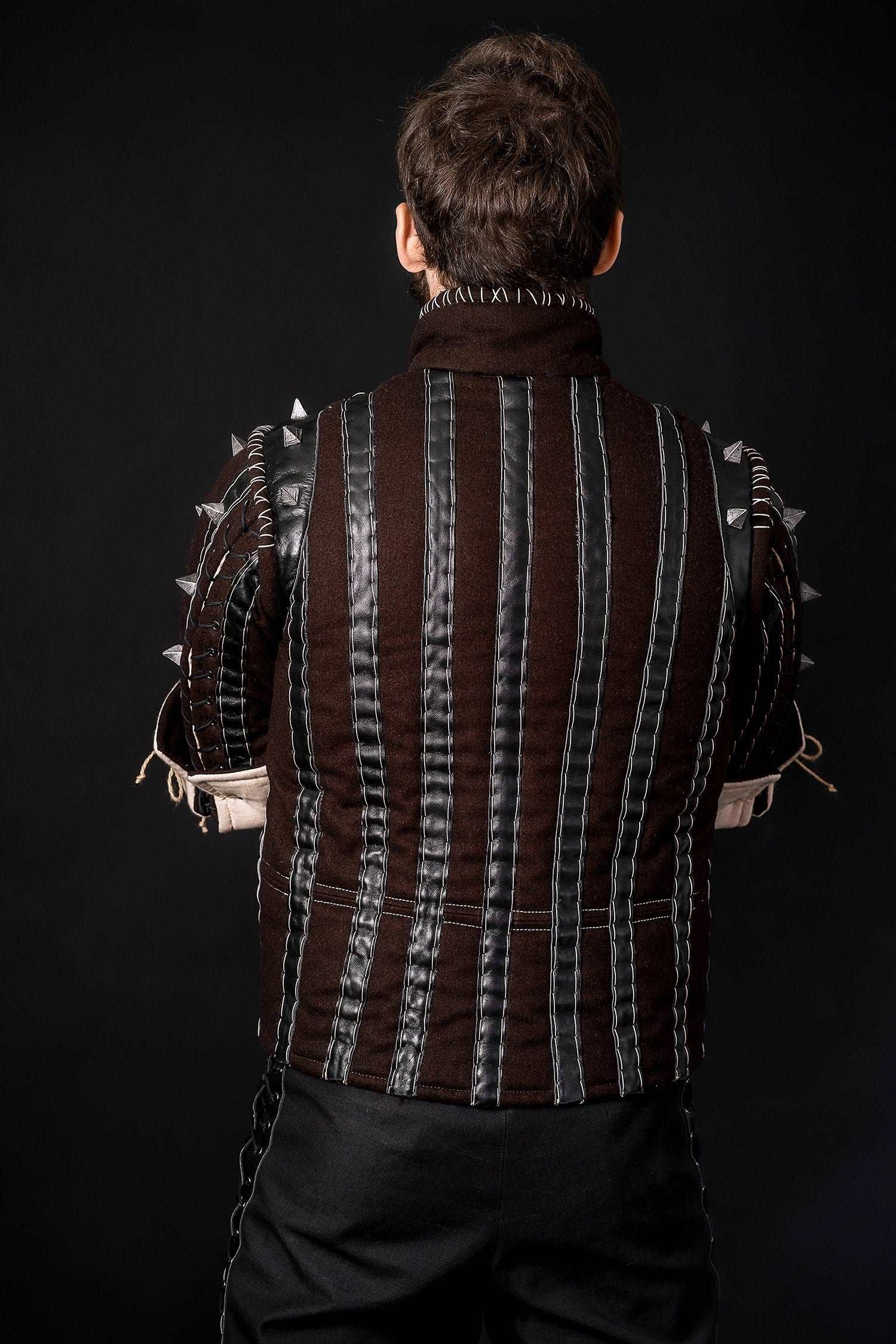 Eskel gambeson with thorns (Witcher 3) - SokolArmory