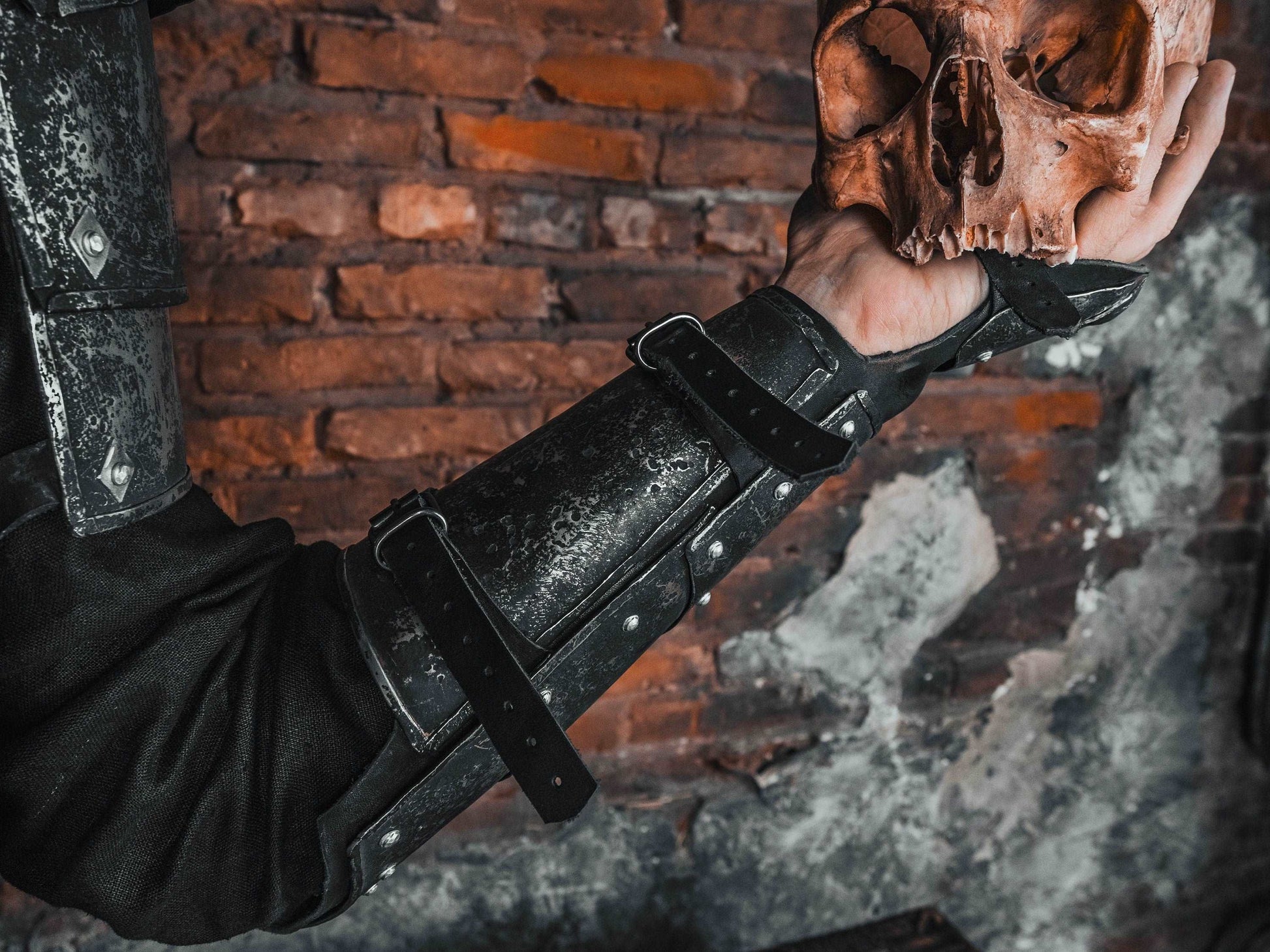 Black steel armor set - SokolArmory