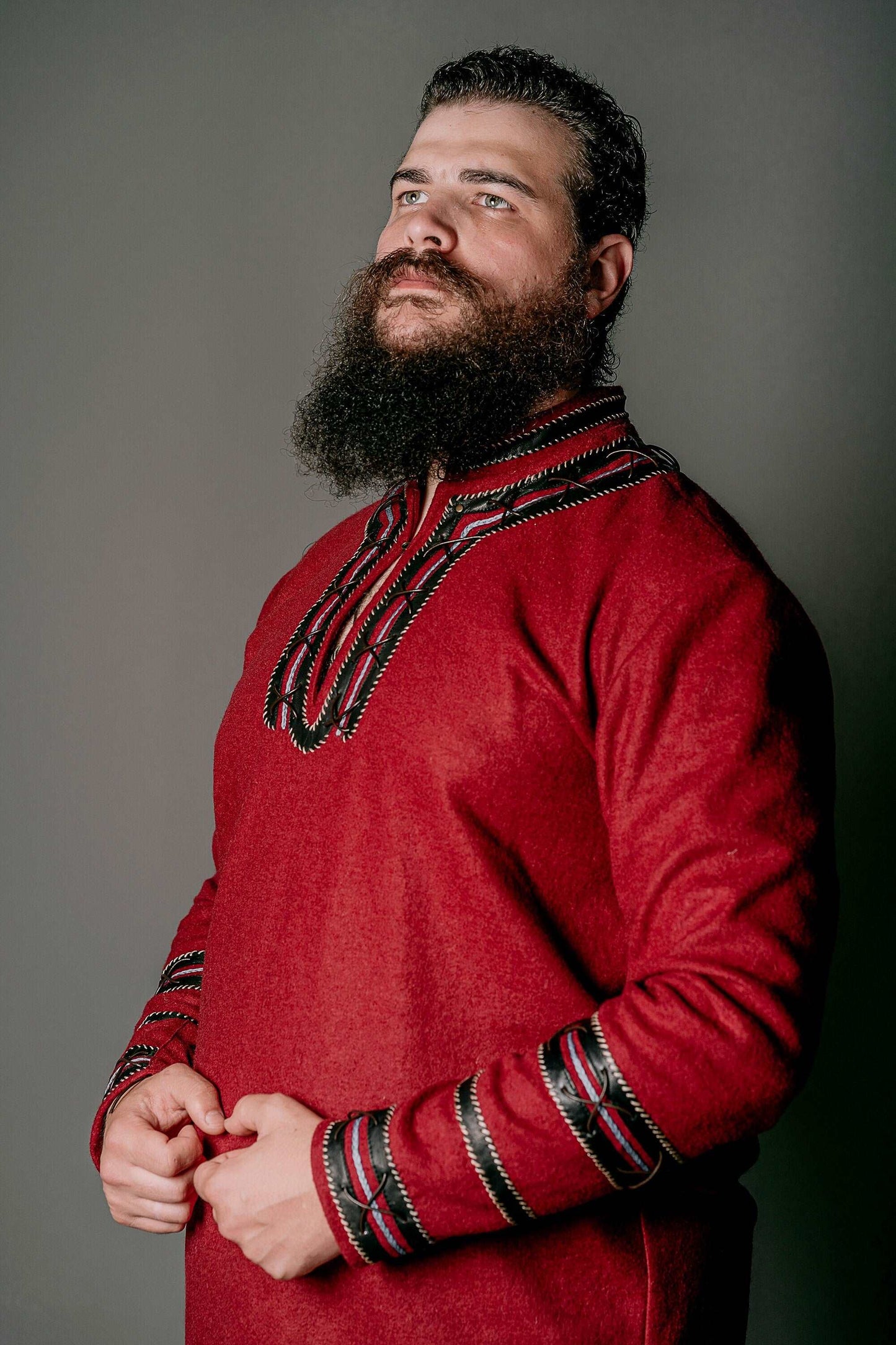 Harald red wool tunic (Vikings) - SokolArmory