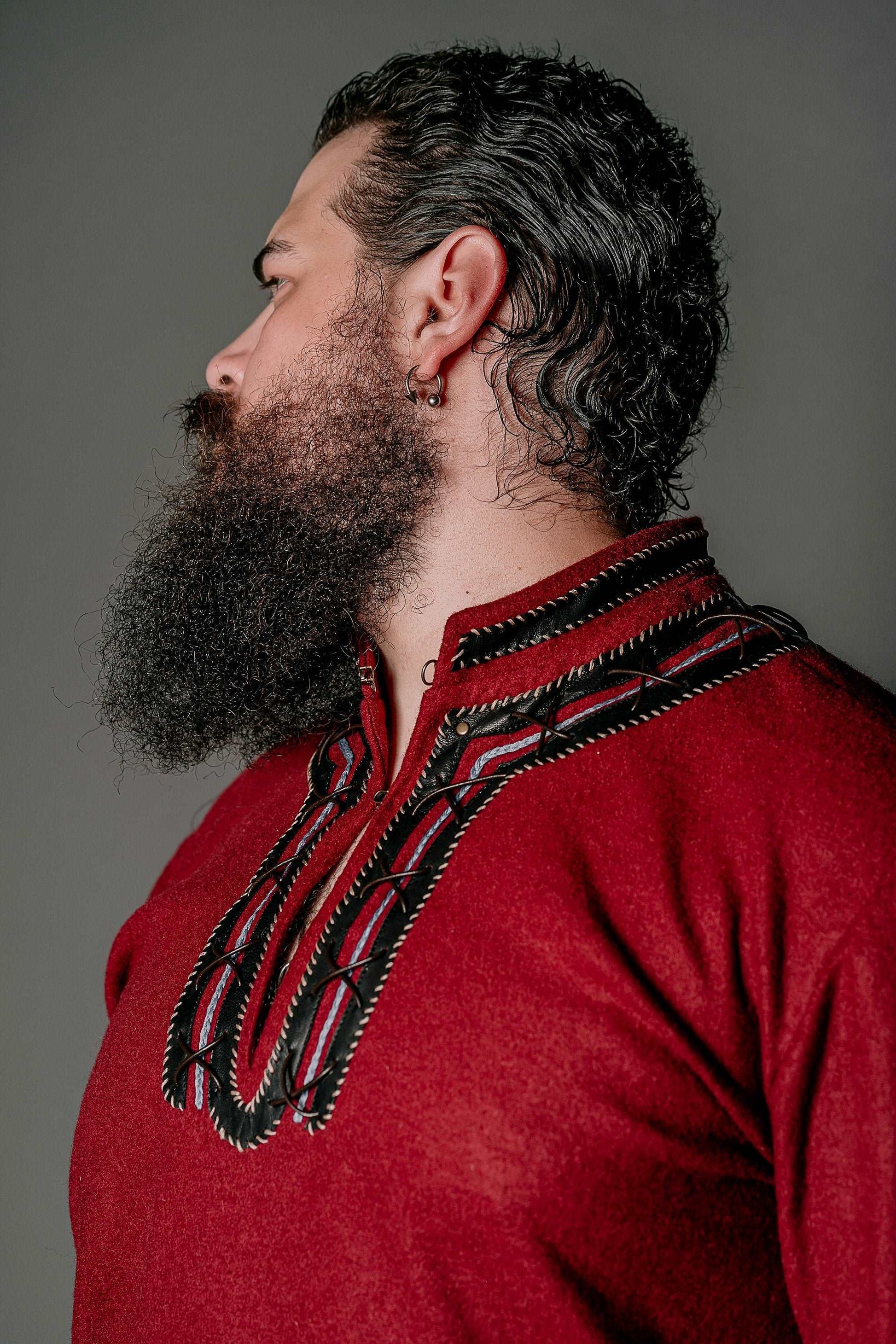 Harald red wool tunic (Vikings) - SokolArmory