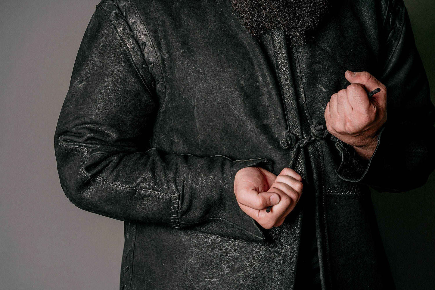 Aragorn strider black duster (Lord of the Rings) - SokolArmory