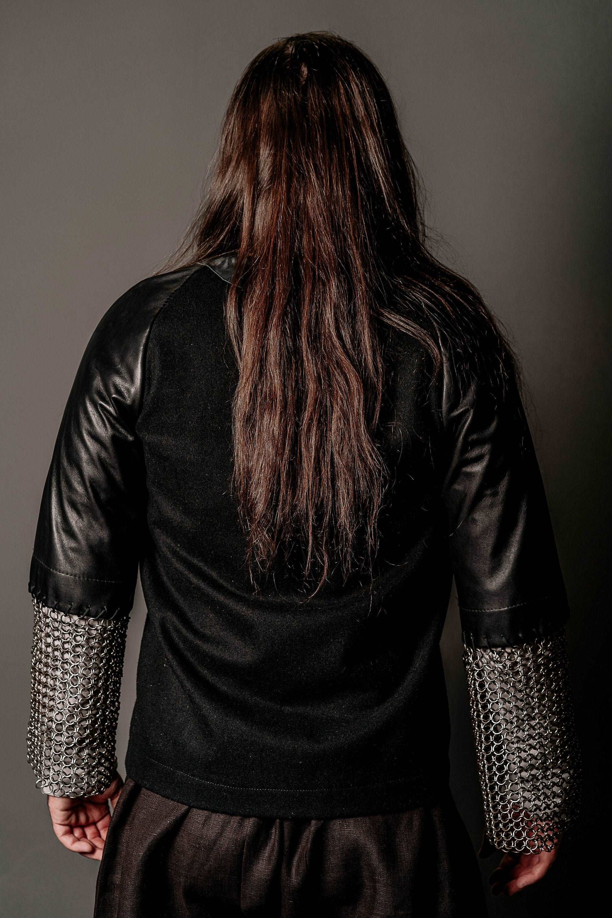 Boromir's leather tunic with chainmail sleeves - SokolArmory