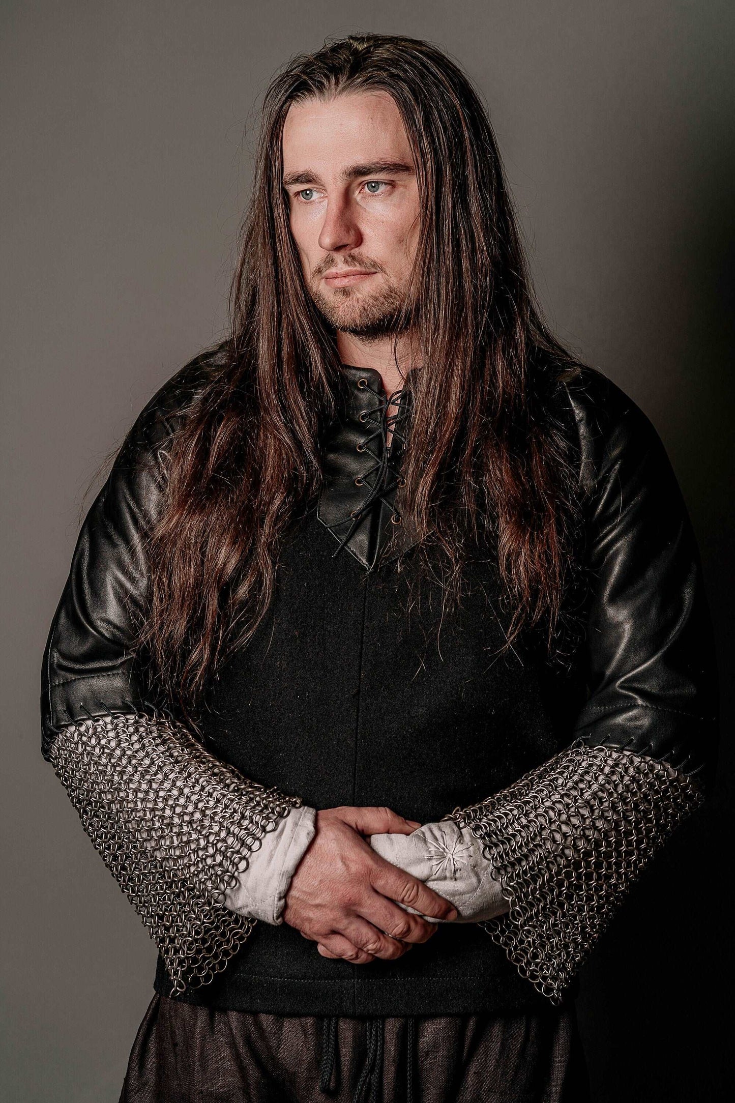Boromir's leather tunic with chainmail sleeves - SokolArmory