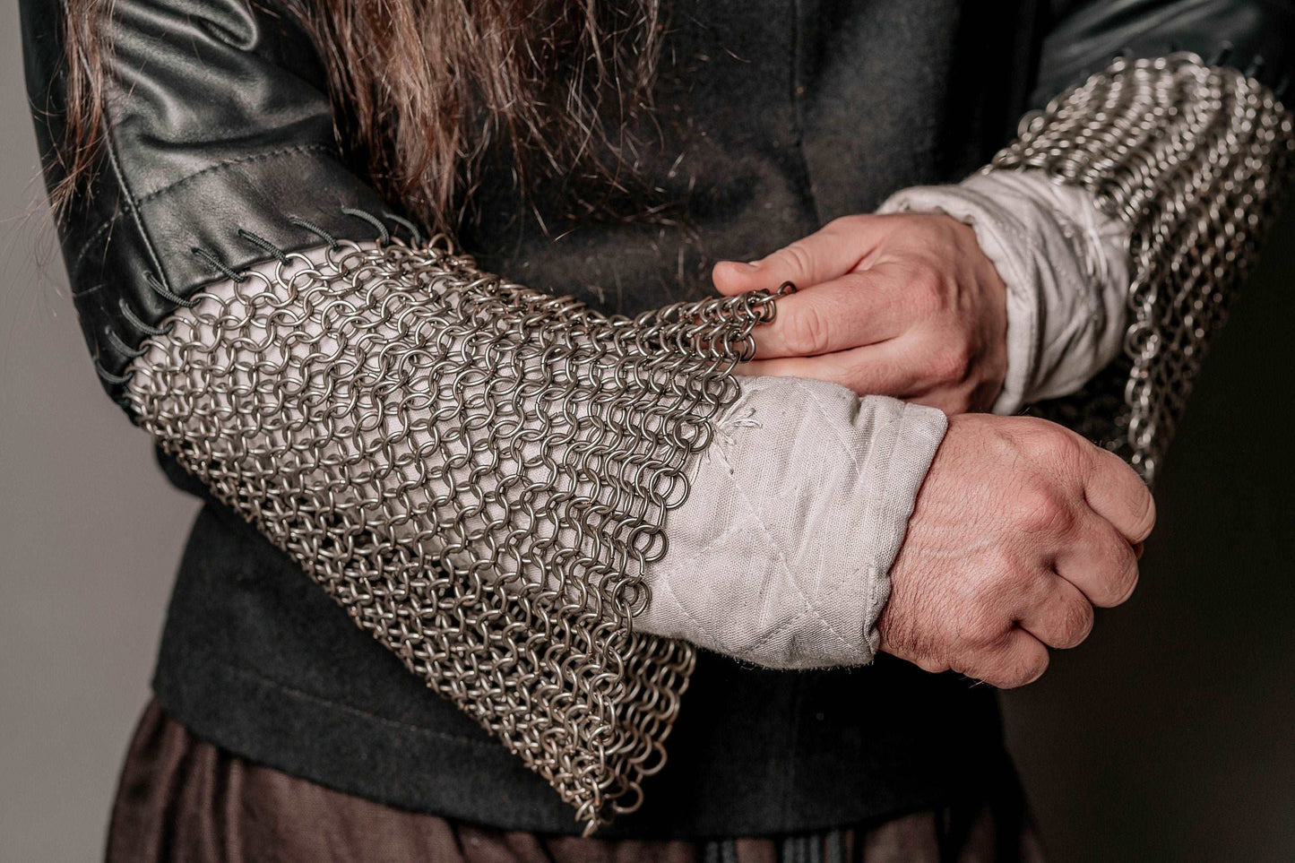 Boromir's leather tunic with chainmail sleeves - SokolArmory