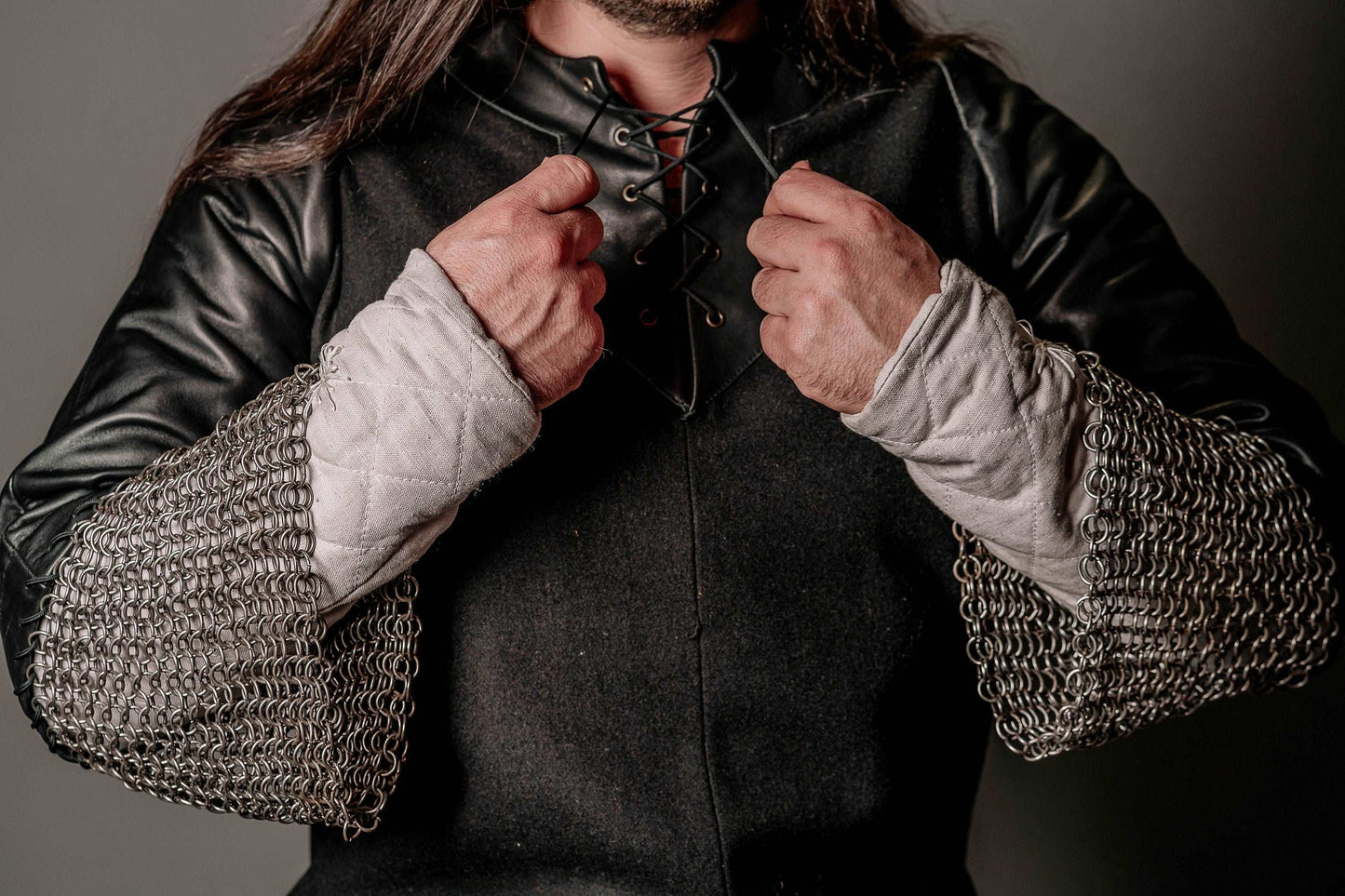 Boromir's leather tunic with chainmail sleeves - SokolArmory