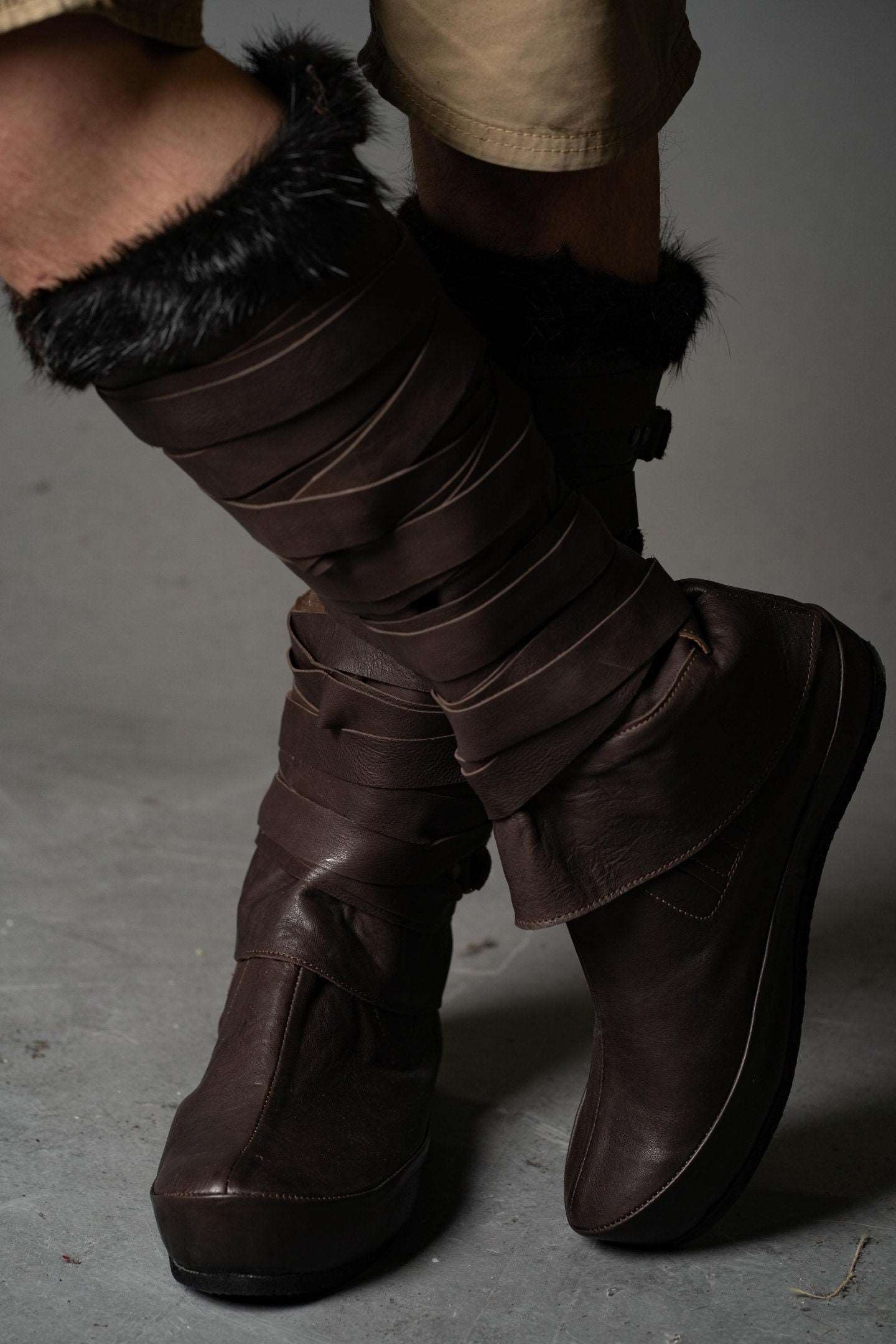 Assassin leather low boots + greaves with fur - SokolArmory