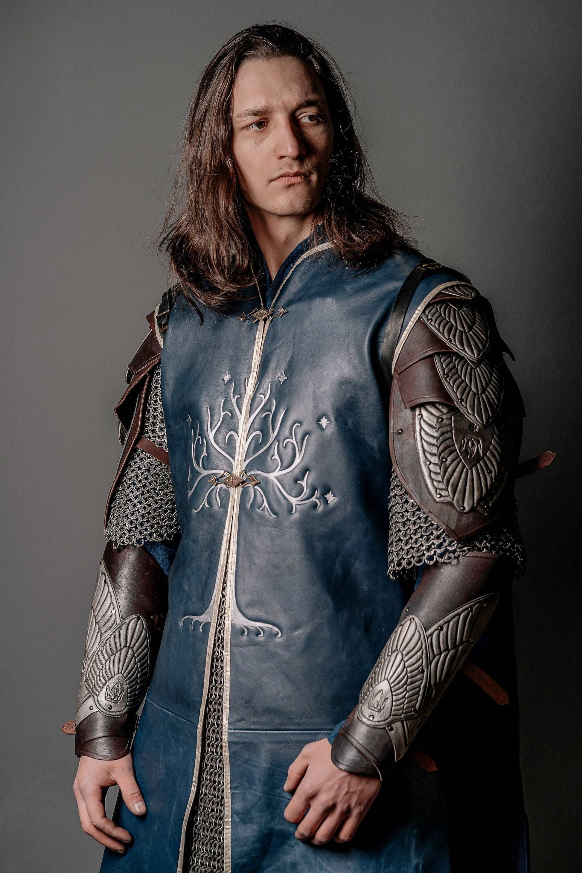 Aragorn's King bracers (Lord of the Rings) - SokolArmory