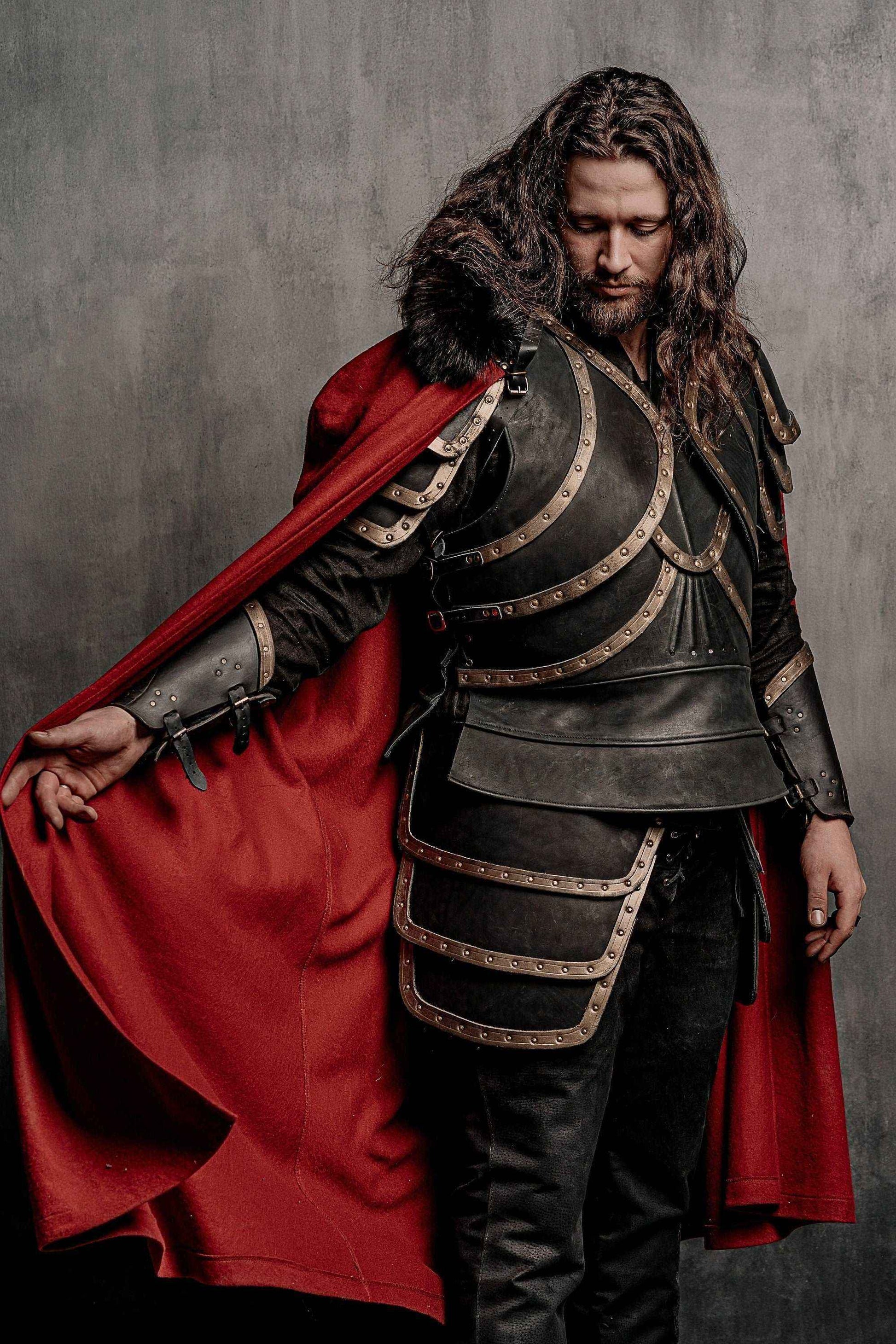 Dracula red cloak - SokolArmory