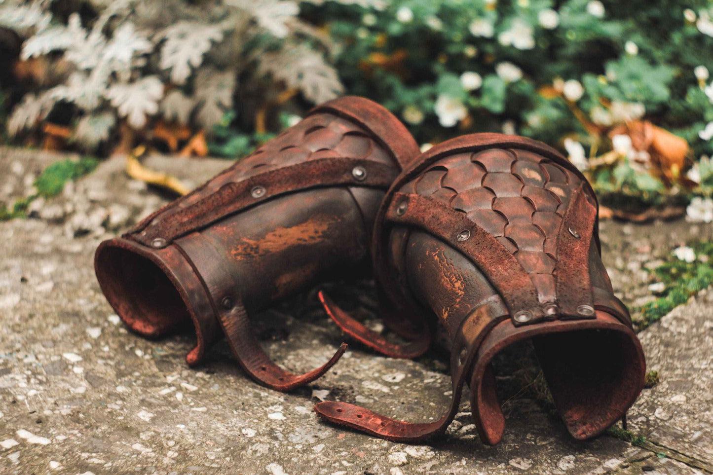 Viking leather bracers - SokolArmory