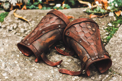 Viking leather bracers - SokolArmory