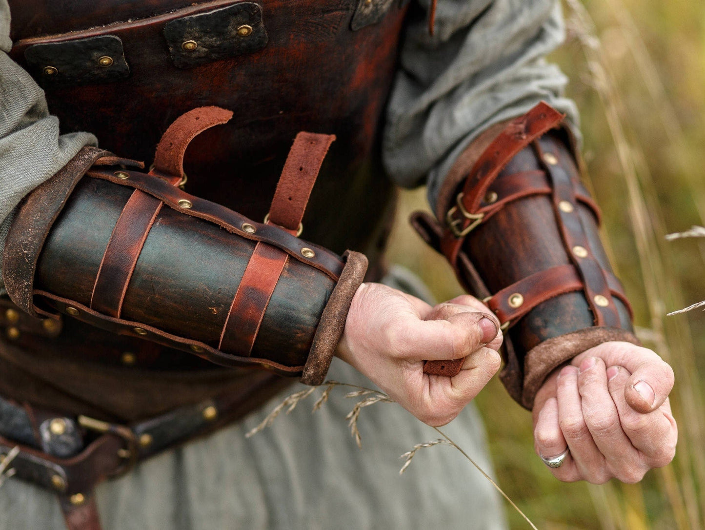 Viking leather bracers - SokolArmory