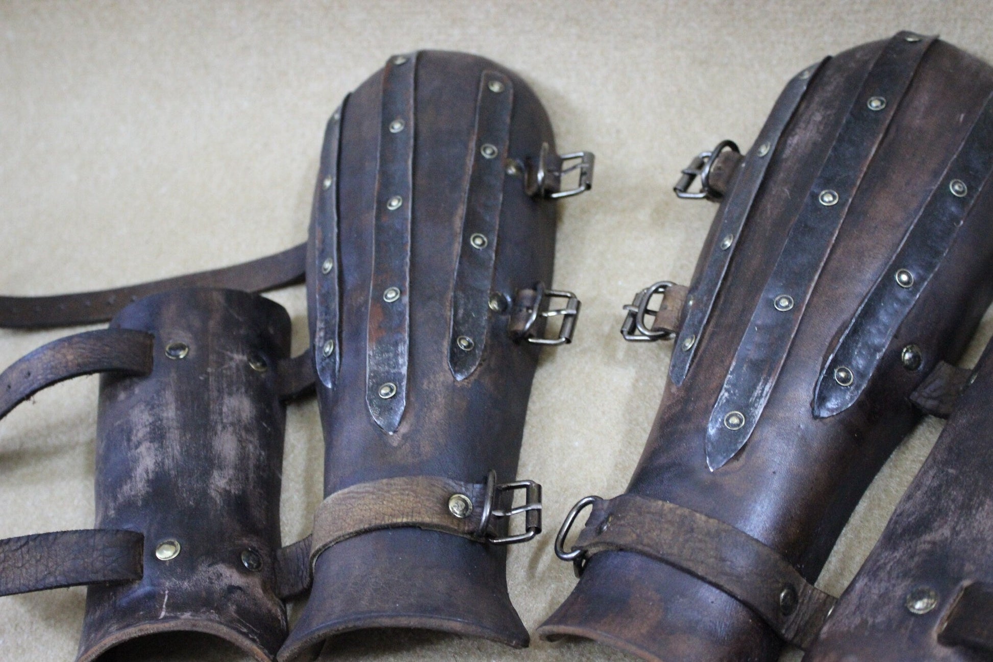 Viking leather bracers - SokolArmory