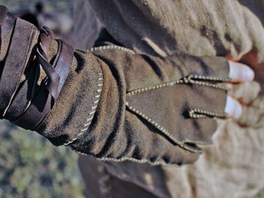 Battler leather gloves for LARP - SokolArmory