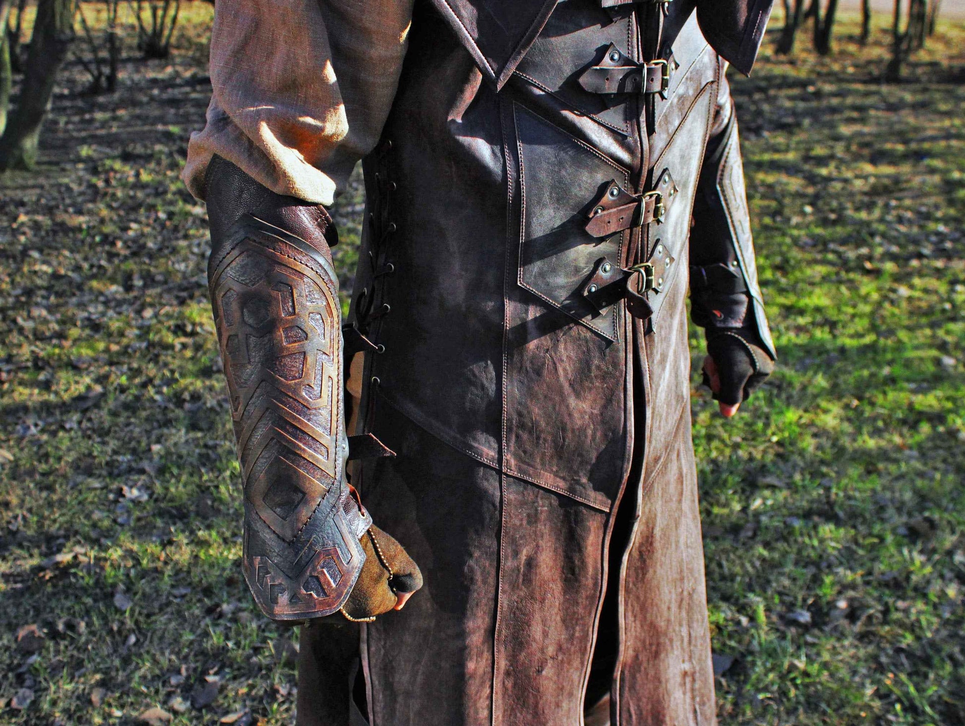 Thorin's leather bracers (Lord of the Rings) - SokolArmory