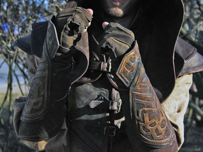 Thorin's leather bracers (Lord of the Rings) - SokolArmory