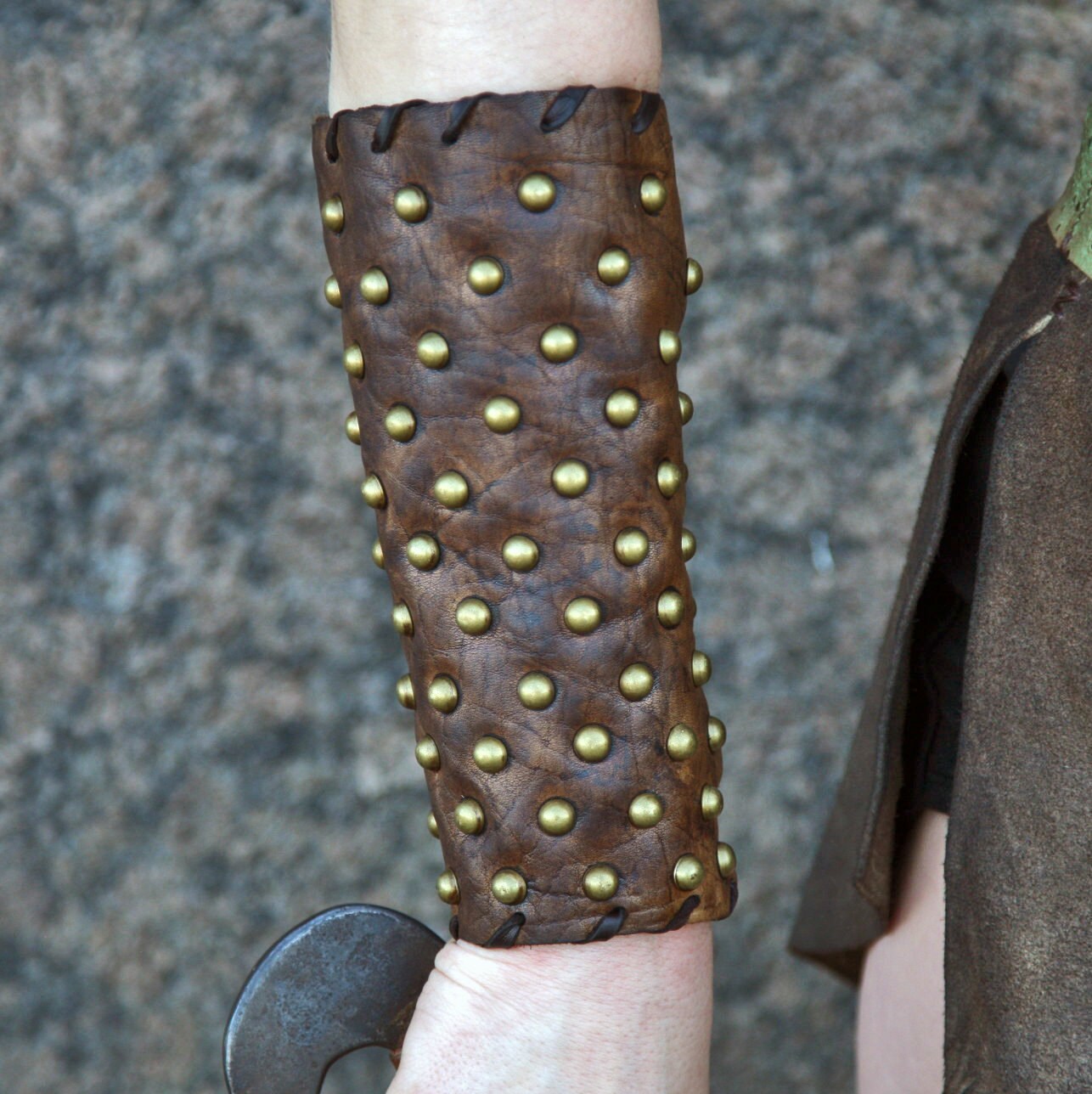 Medieval leather bracers for Larp - SokolArmory