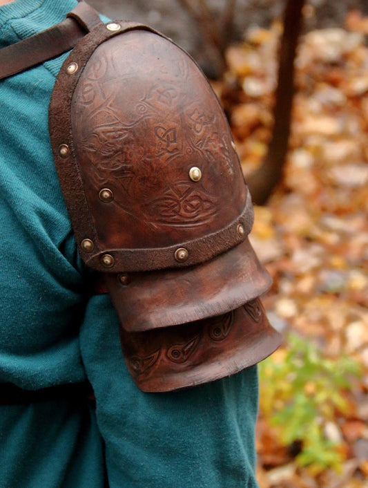 Viking shoulder armor embossed - SokolArmory