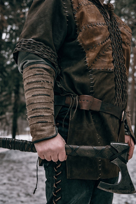 Viking leather bracers - SokolArmory