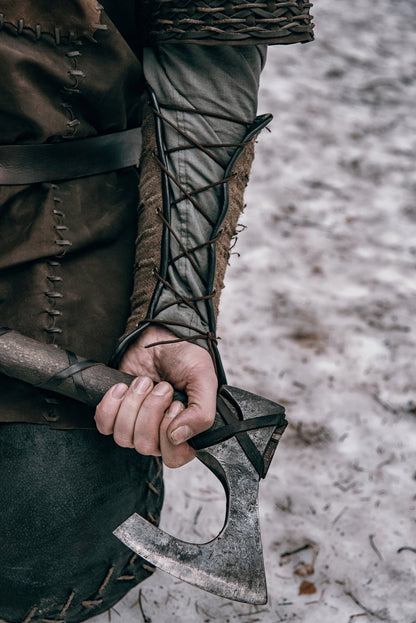 Viking leather bracers - SokolArmory