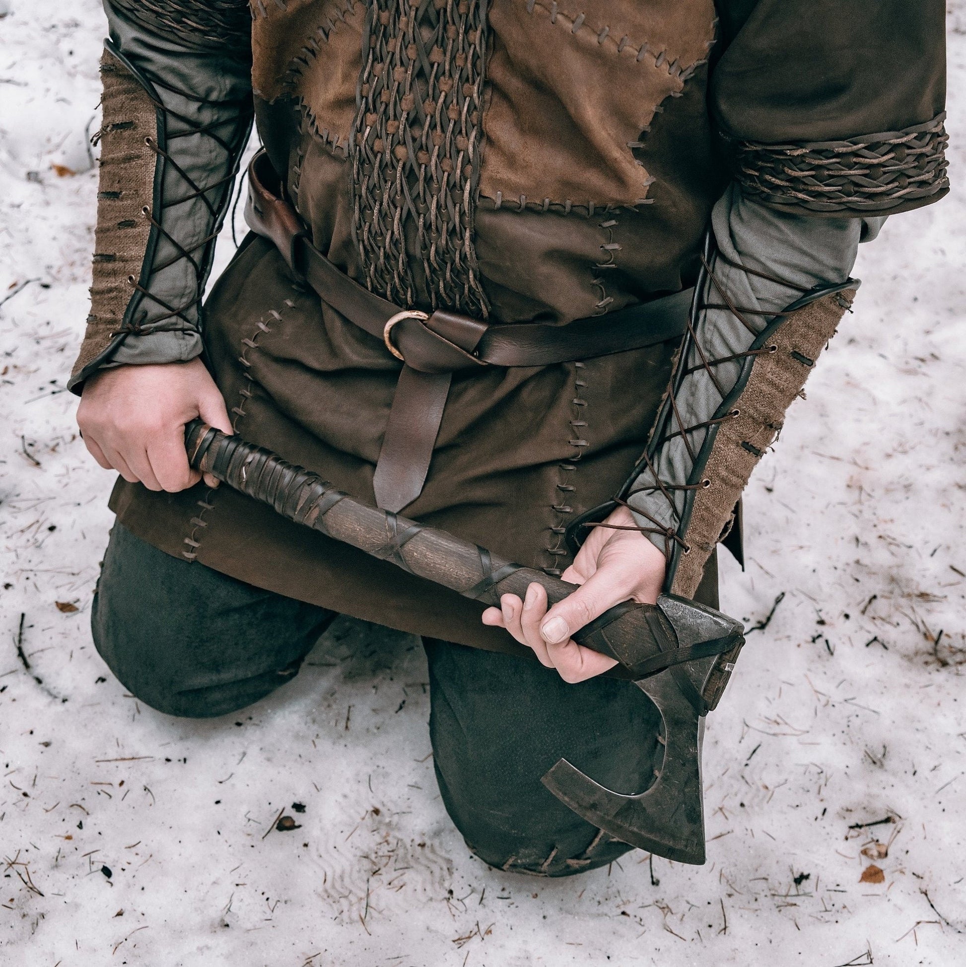 Viking leather bracers - SokolArmory