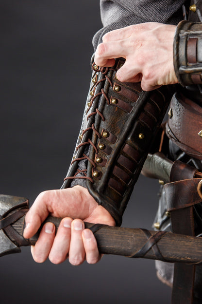 Medieval leather bracers for Larp - SokolArmory