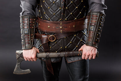 Medieval leather bracers for Larp - SokolArmory