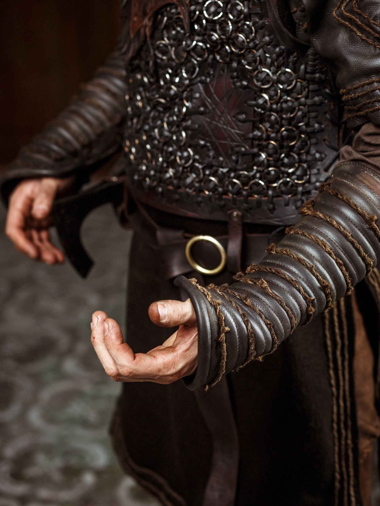 Ragnar medieval leather bracers (Vikings s2) - SokolArmory