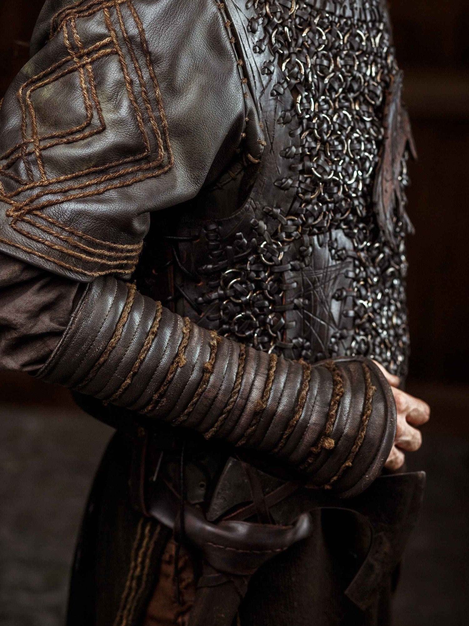 Ragnar medieval leather bracers (Vikings s2) - SokolArmory