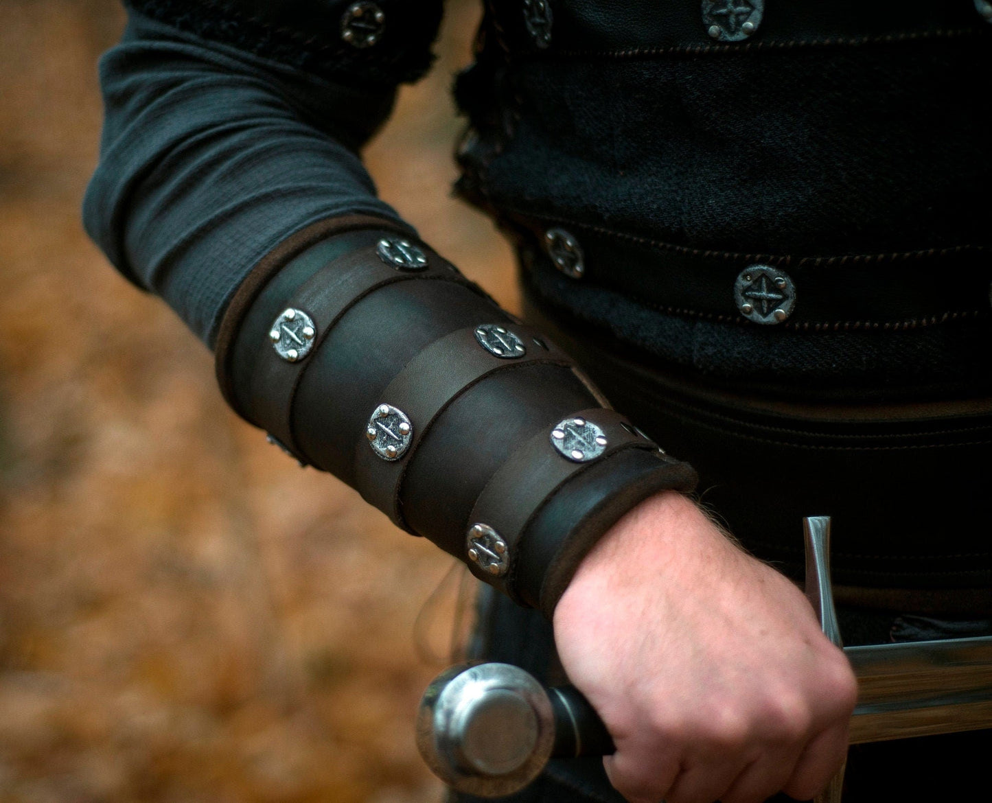 Medieval leather bracers for Larp - SokolArmory