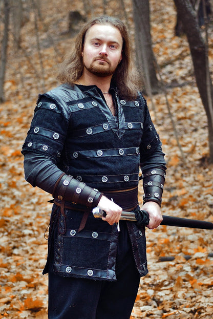 Medieval leather bracers for Larp - SokolArmory