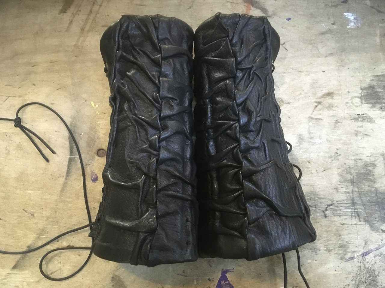 Ragnar medieval leather bracers (Vikings s3) - SokolArmory