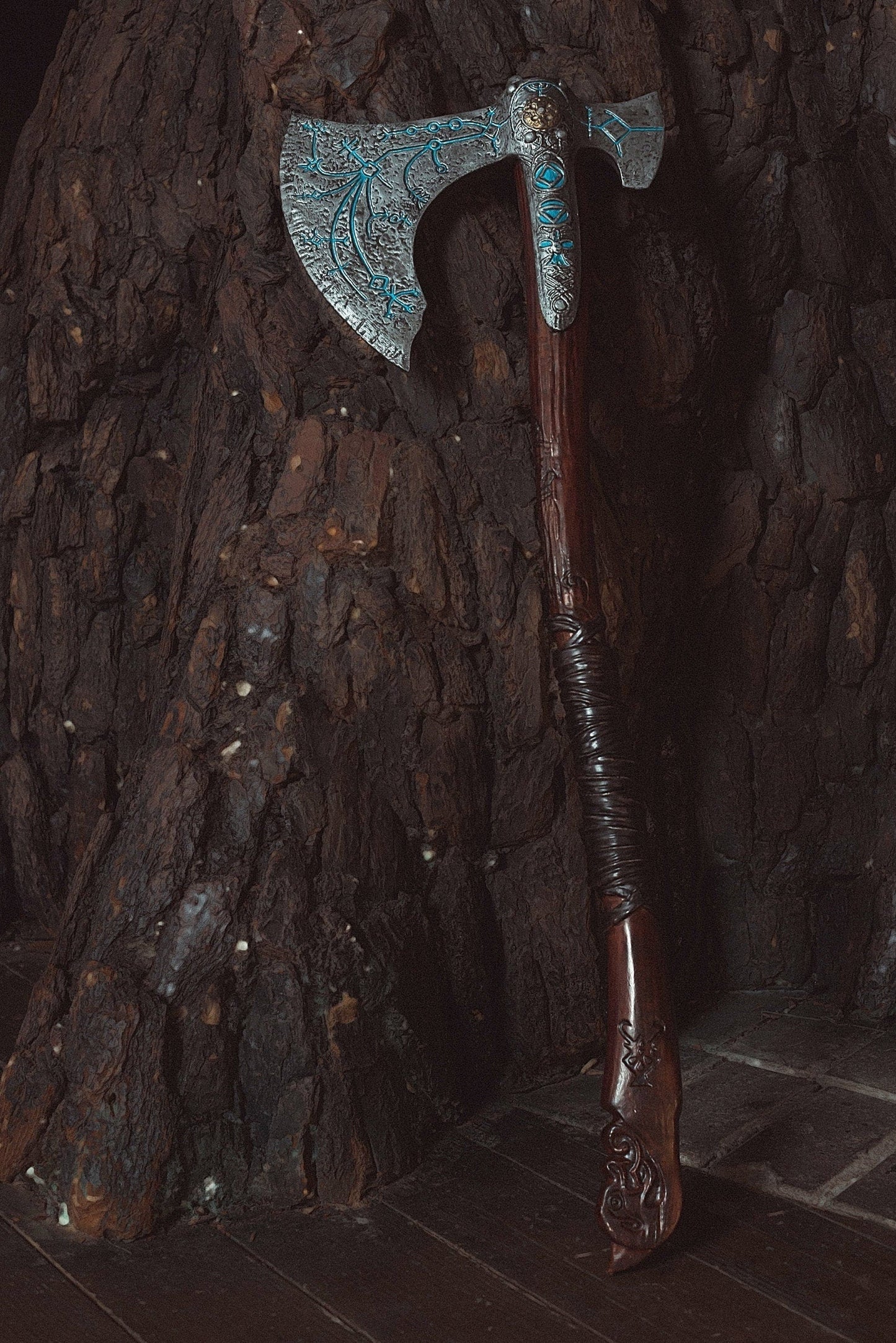 Kratos' Leviathan axe (God of War) - SokolArmory