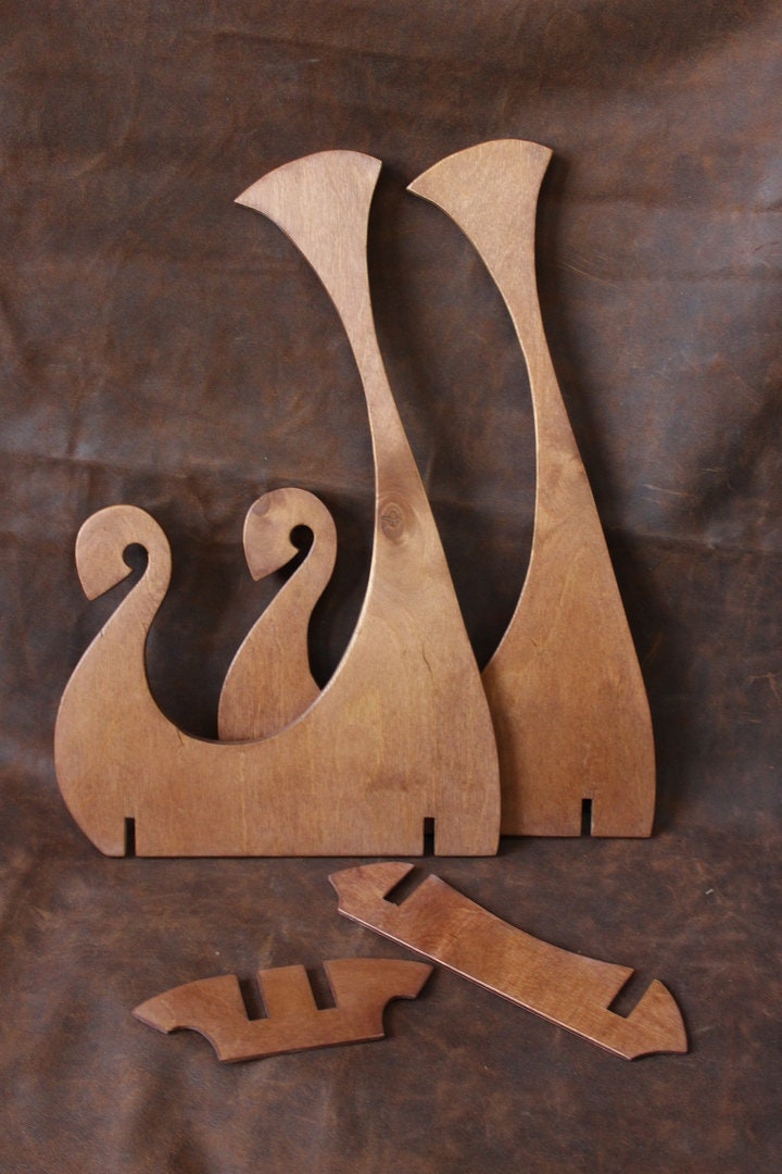Wooden helmet stand "Drakkar" - SokolArmory