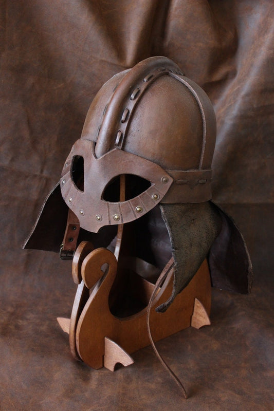 Wooden helmet stand "Drakkar" - SokolArmory