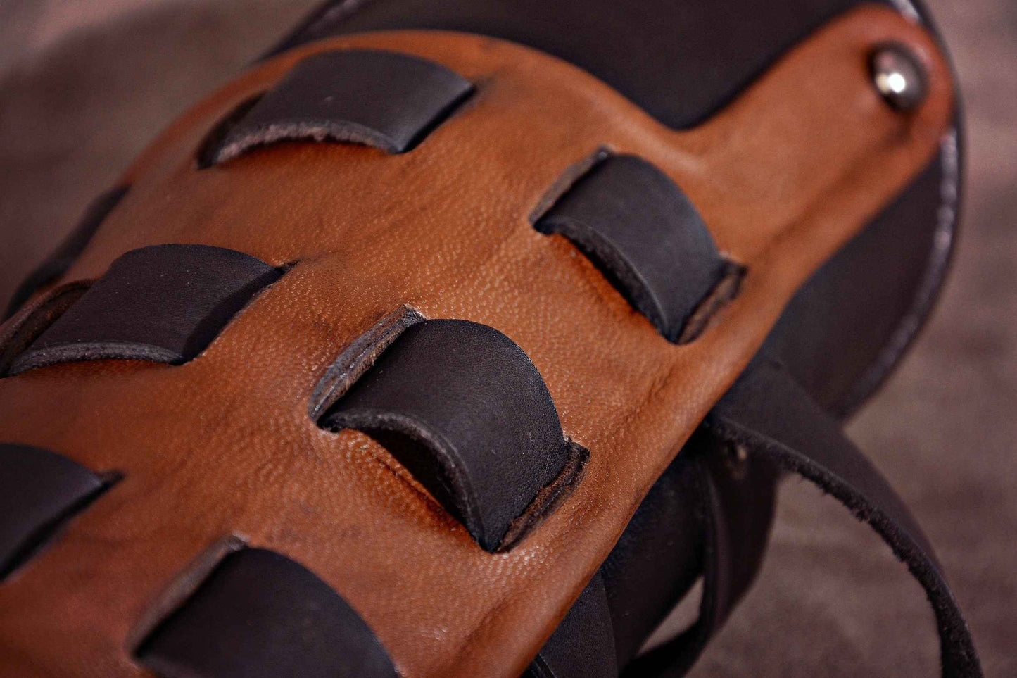 Hiccup's bracers (How to train your dragon 3) - SokolArmory