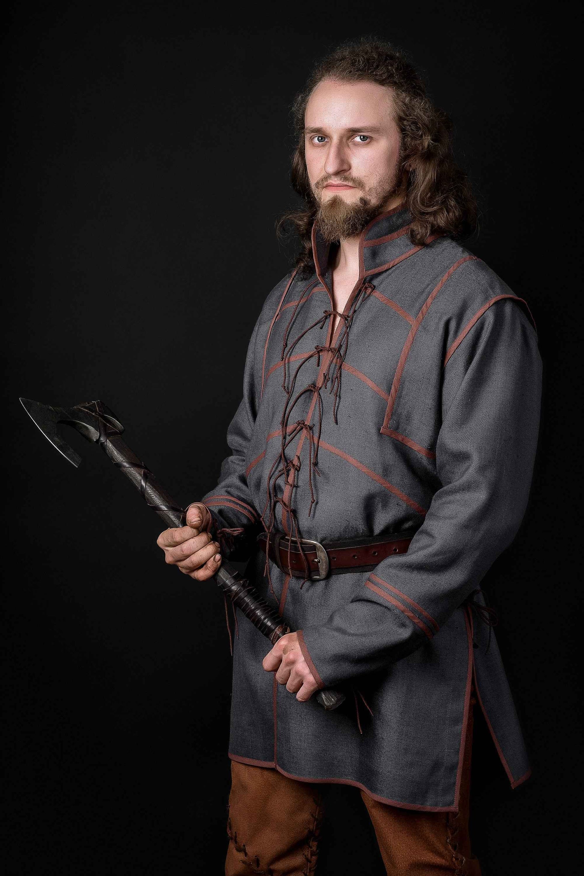 Medieval linen tunic - SokolArmory