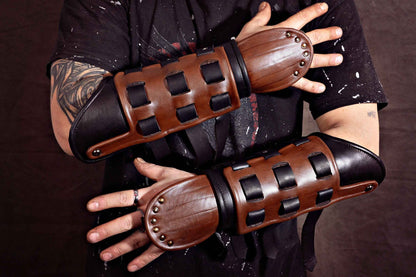 Hiccup's bracers (How to train your dragon 3) - SokolArmory